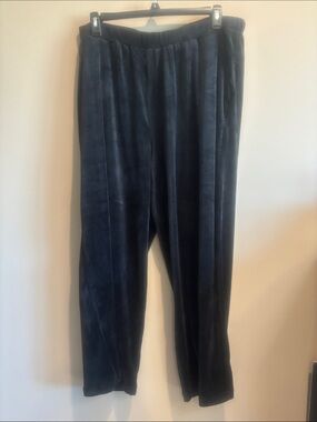 Women's Black Velvet Relaxed Pants